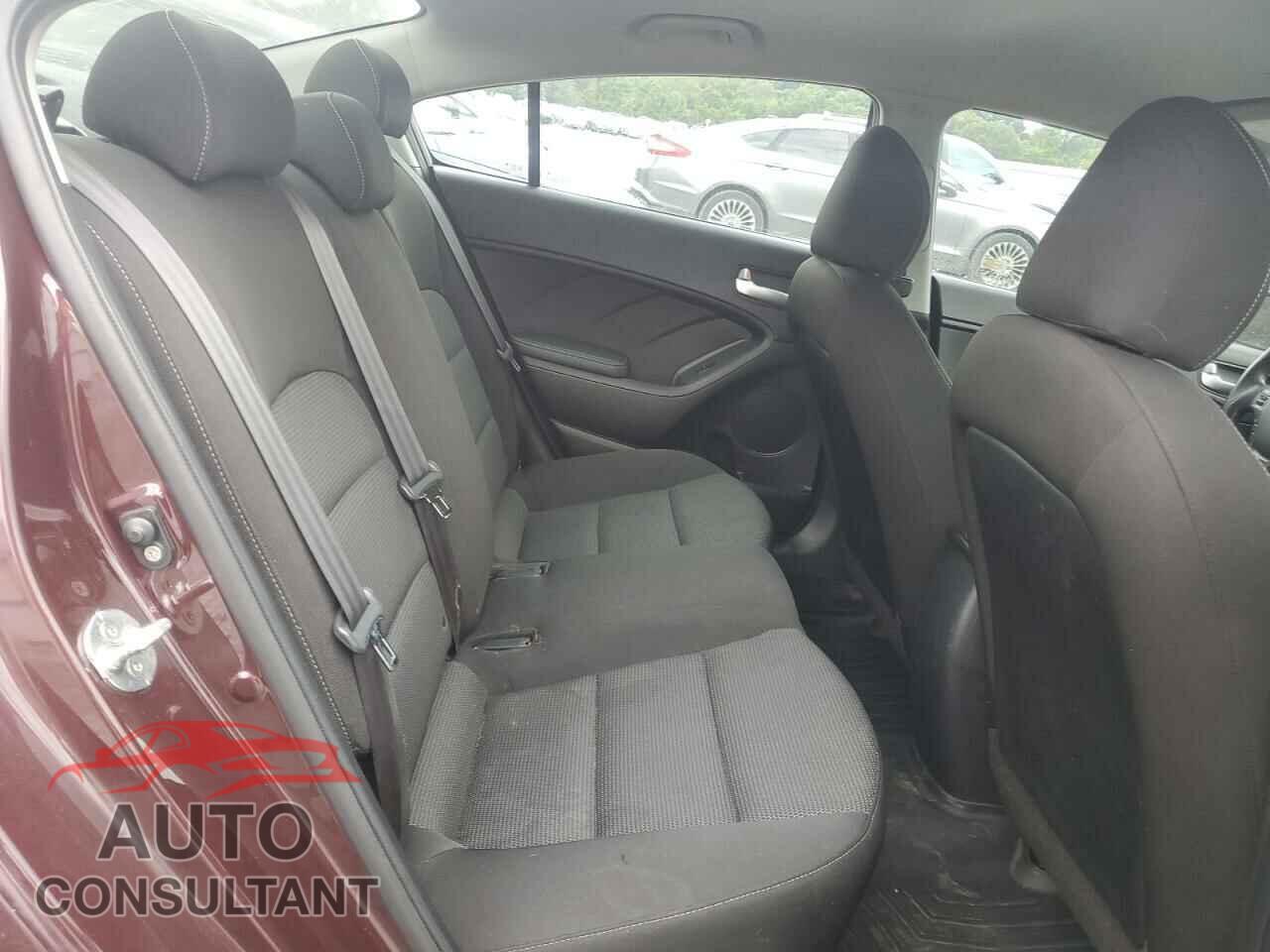 KIA FORTE 2017 - 3KPFK4A70HE058989