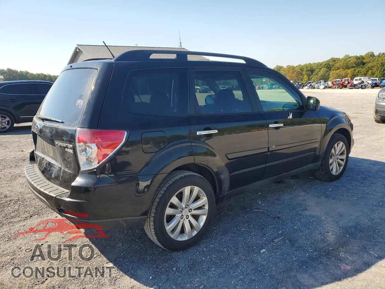 SUBARU FORESTER 2011 - JF2SHAEC0BH768500