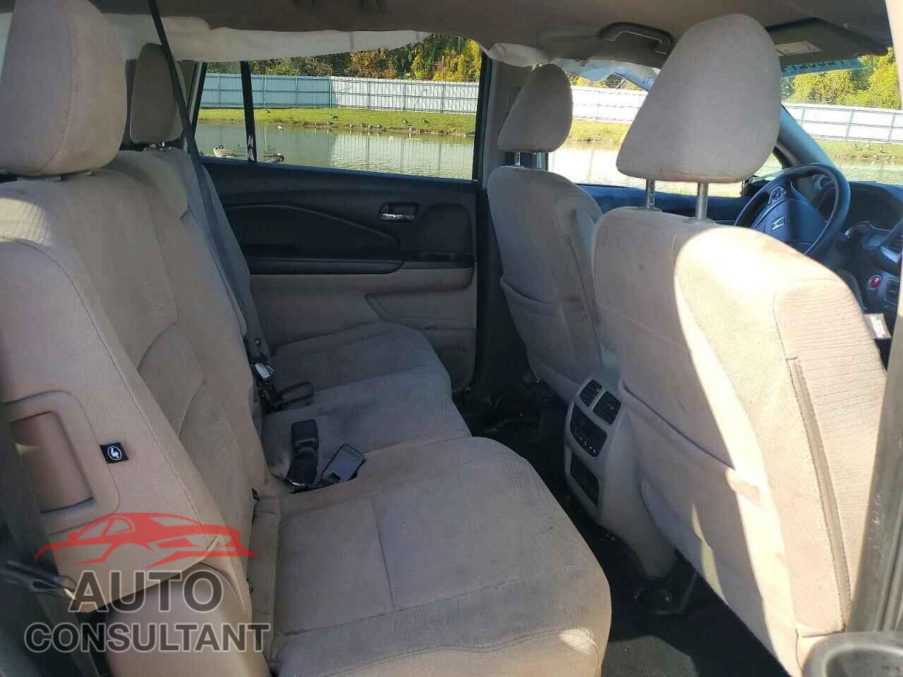 HONDA PILOT 2017 - 5FNYF6H33HB077896