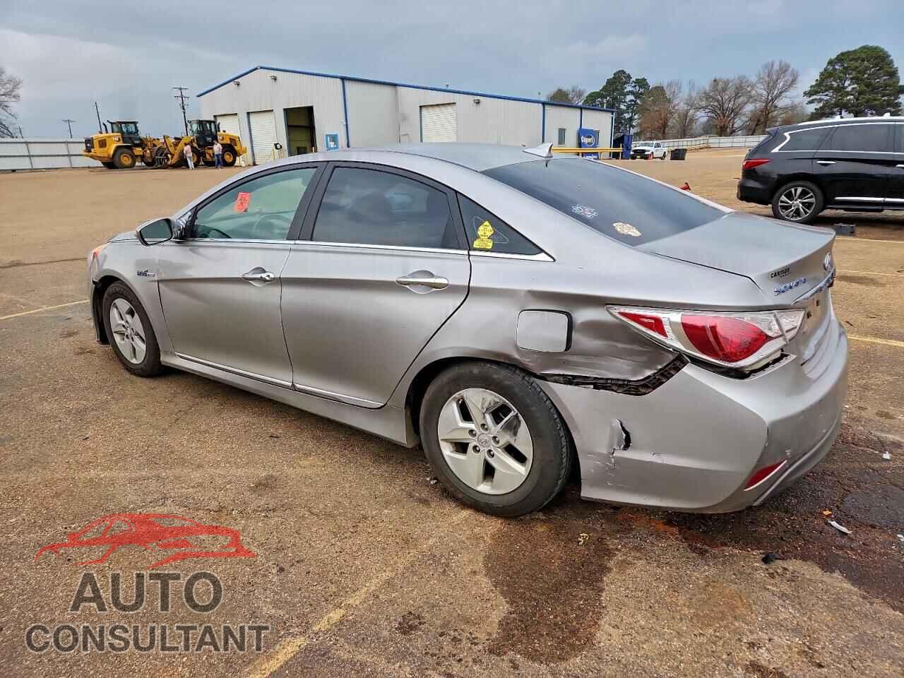 HYUNDAI SONATA 2012 - KMHEC4A41CA042273
