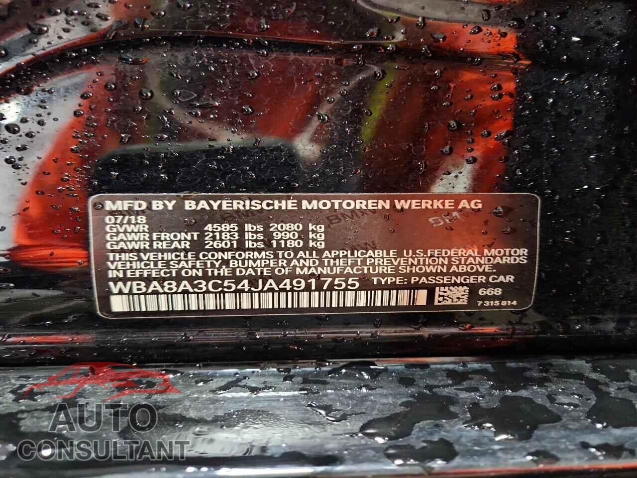 BMW 3 SERIES 2018 - WBA8A3C54JA491755