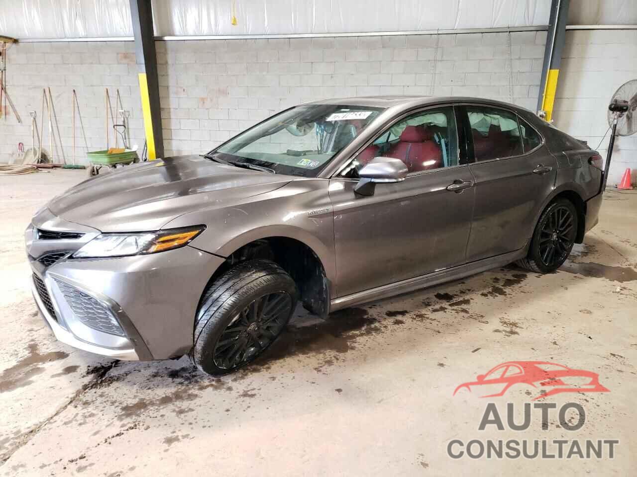 TOYOTA CAMRY 2021 - 4T1K31AK5MU024472