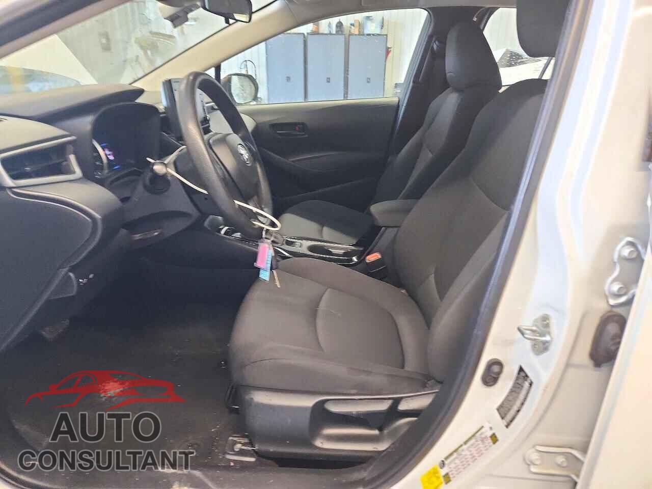 TOYOTA COROLLA 2022 - 5YFEPMAE9NP318005