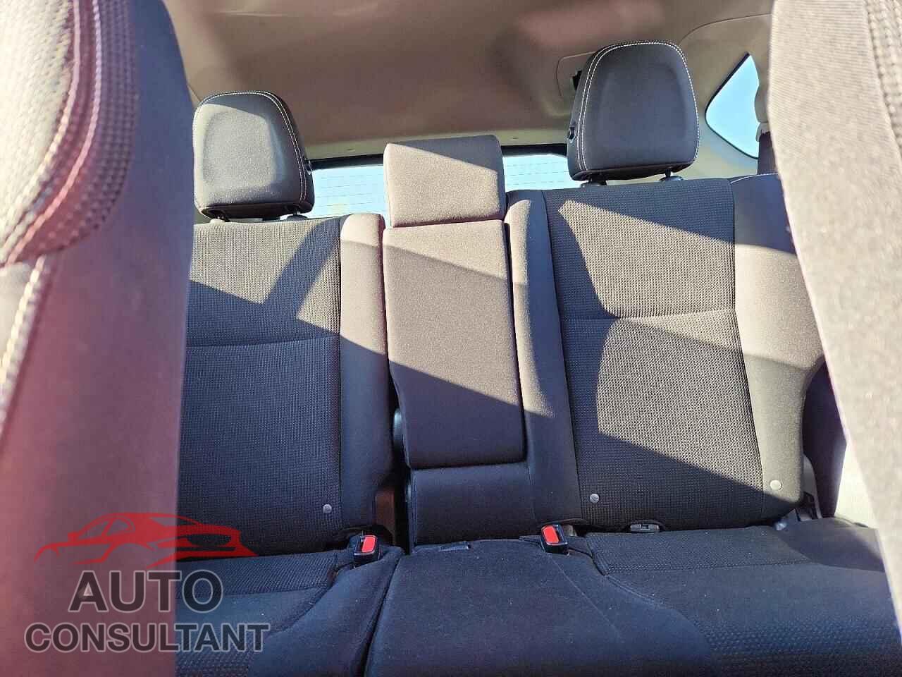 TOYOTA RAV4 2017 - JTMRFREV2HD202860