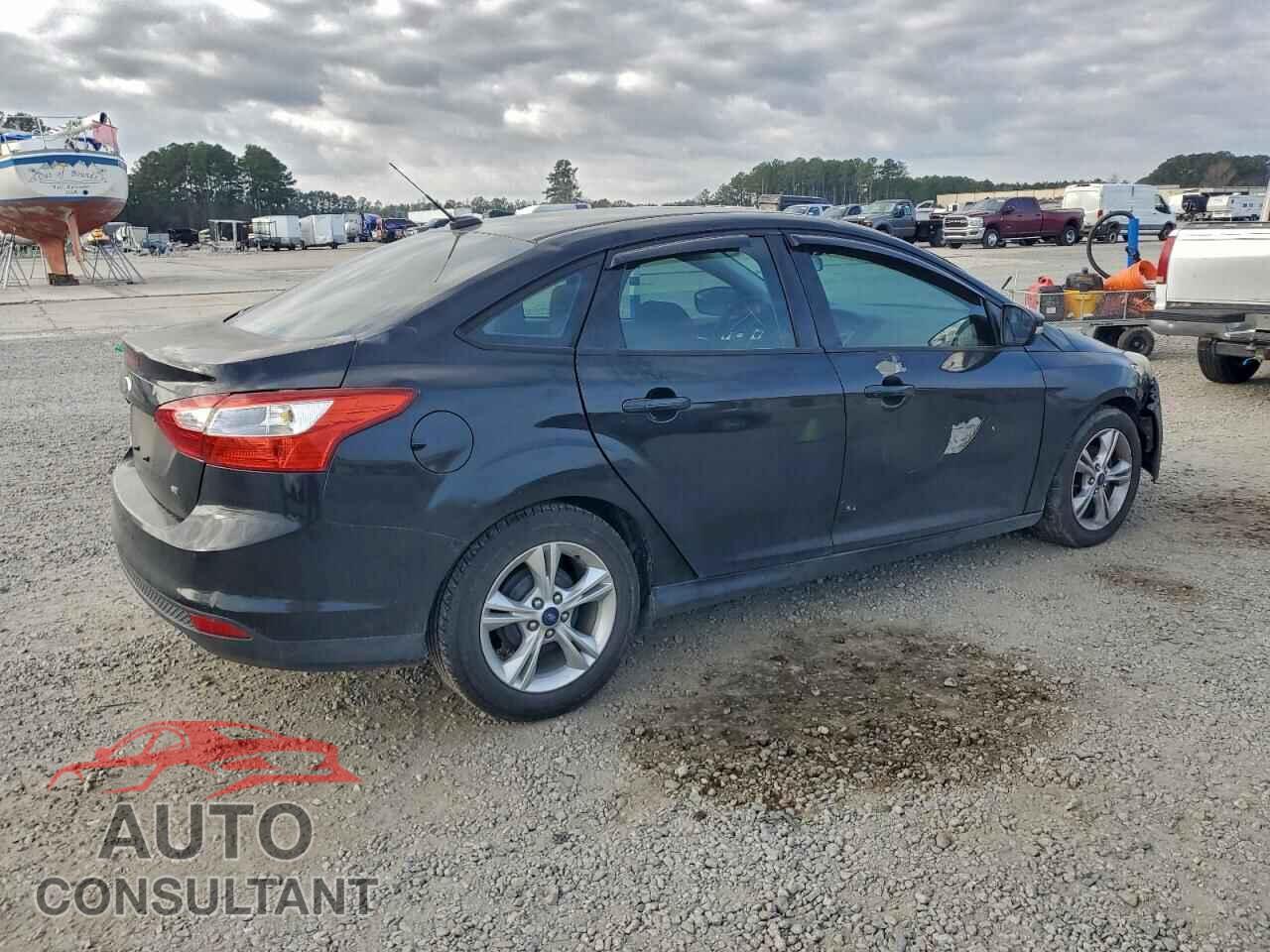 FORD FOCUS 2014 - 1FADP3F26EL147703