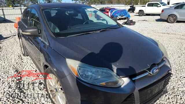 FORD FOCUS 2012 - 1FAHP3M24CL341518