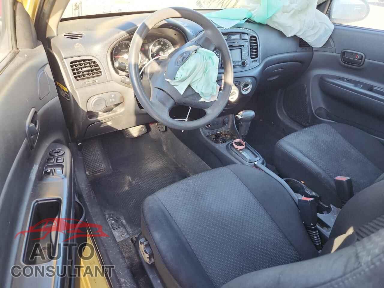HYUNDAI ACCENT 2009 - KMHCM36C79U135580