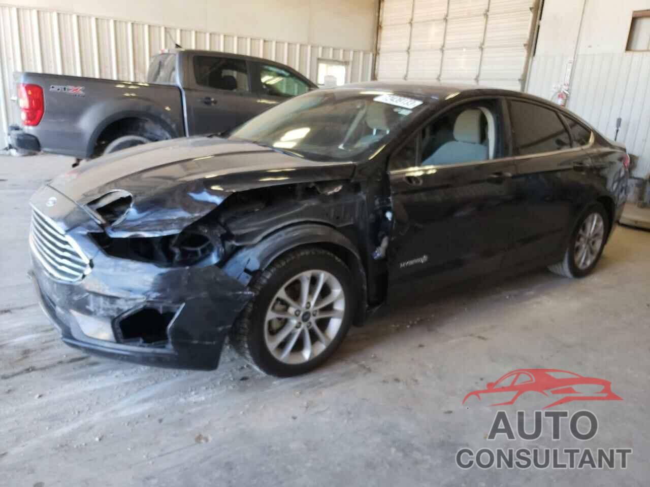 FORD FUSION 2019 - 3FA6P0LU7KR256701