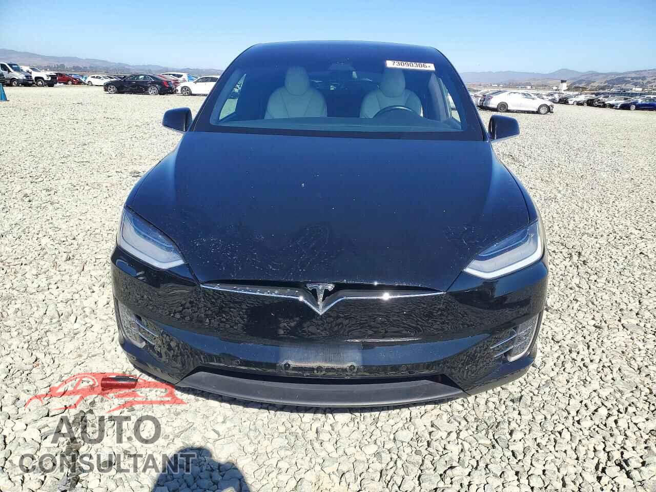 TESLA MODEL X 2020 - 5YJXCBE40LF239082