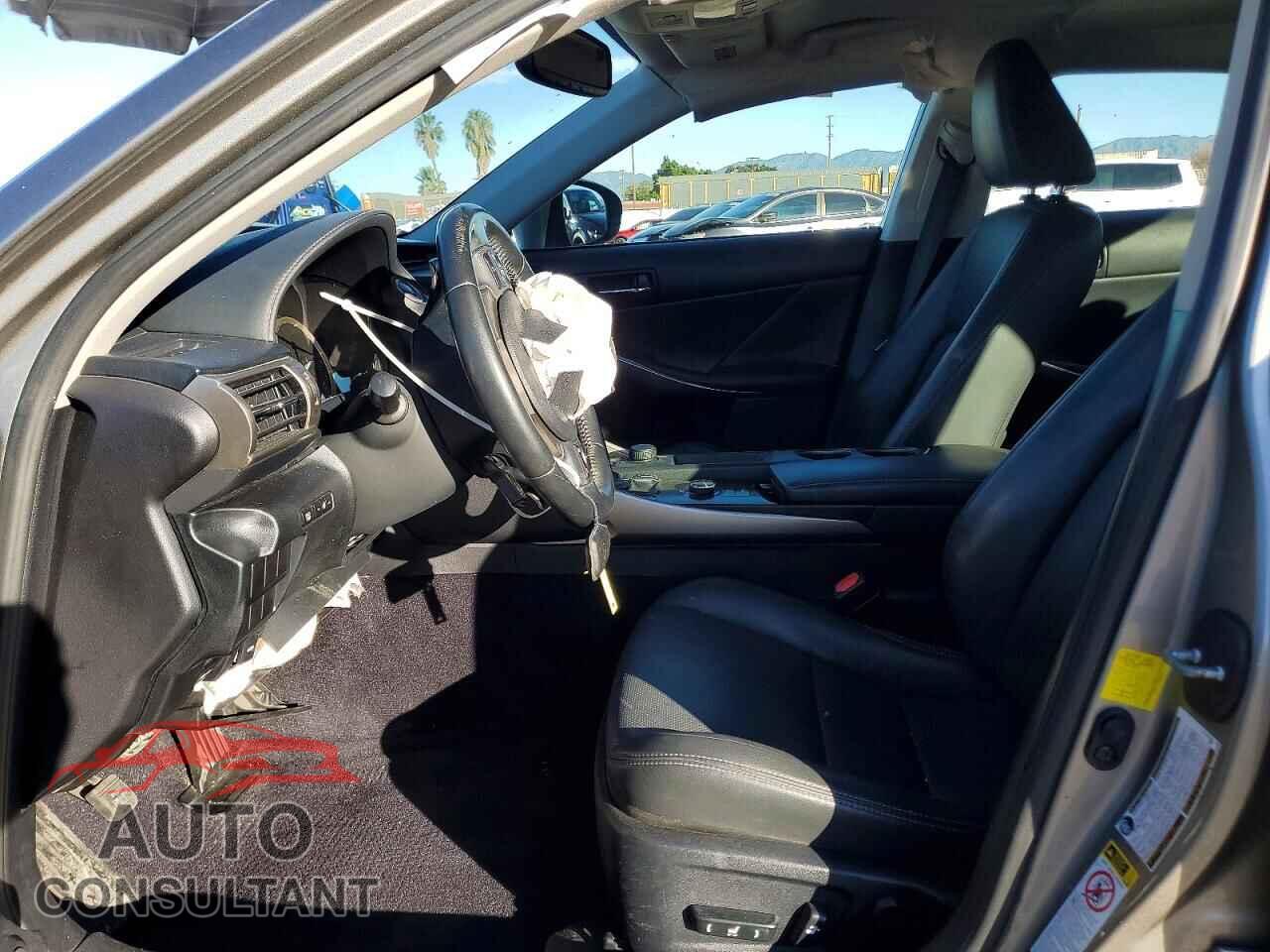 LEXUS IS 2014 - JTHBF1D29E5009300