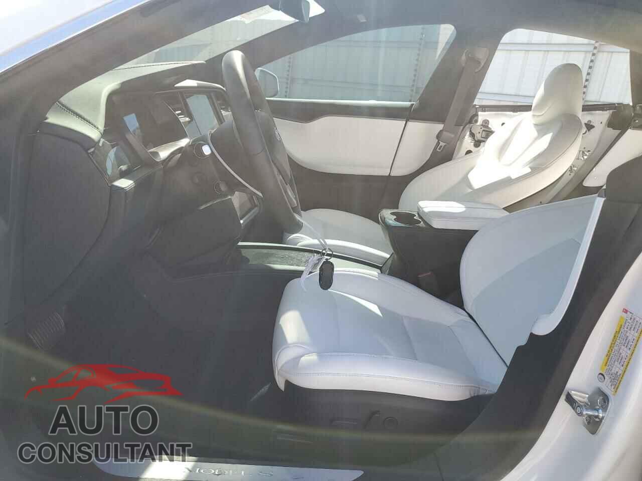 TESLA MODEL S 2020 - 5YJSA1E2XLF415645