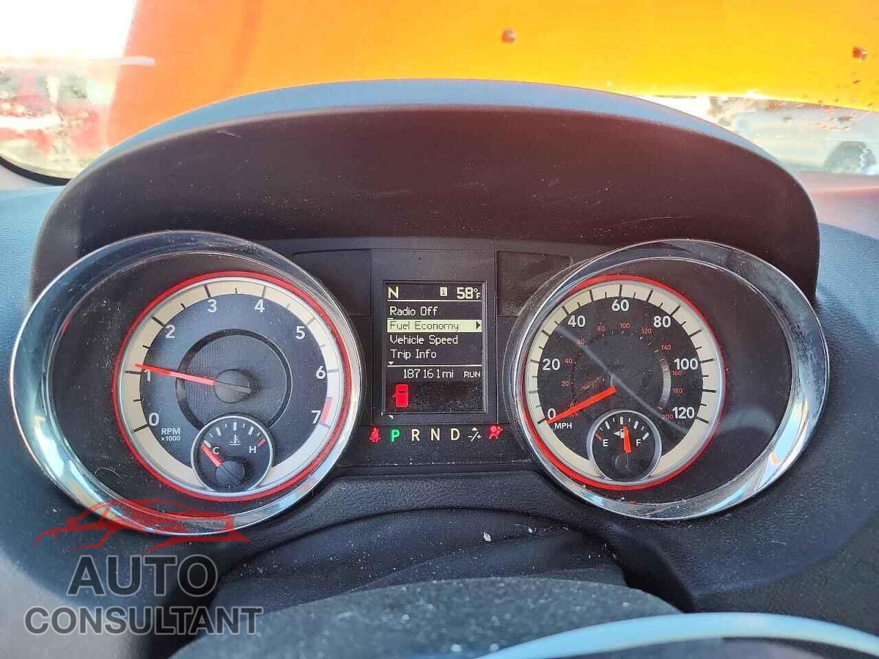 DODGE CARAVAN 2011 - 2D4RN5DG7BR748608