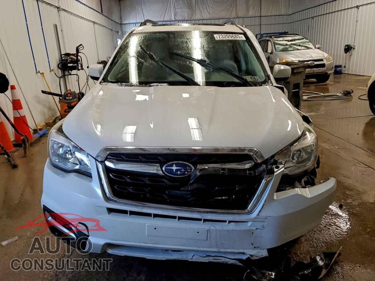 SUBARU FORESTER 2017 - JF2SJAEC8HH567926