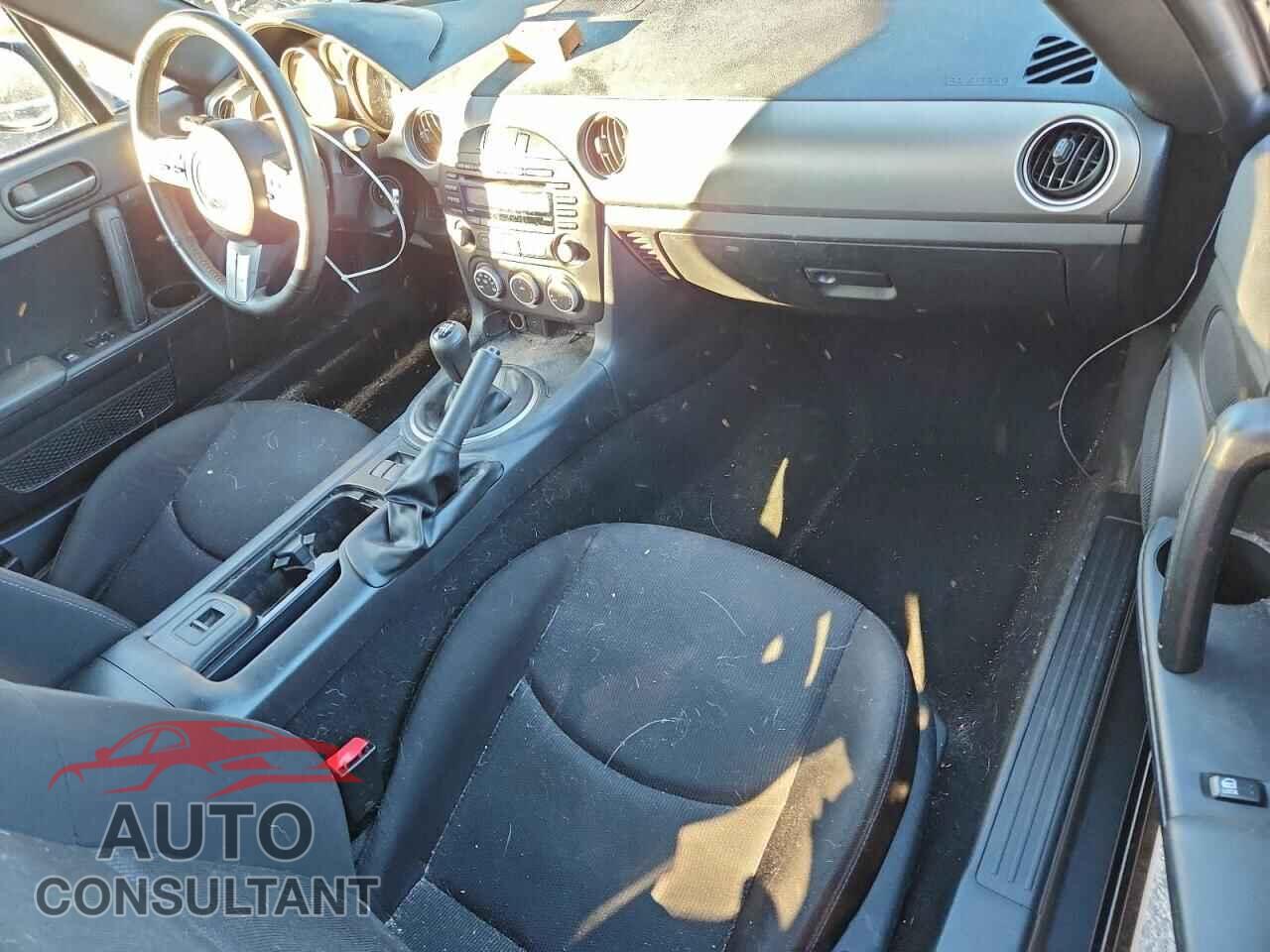 MAZDA MX5 2011 - JM1NC2MF2B0218516