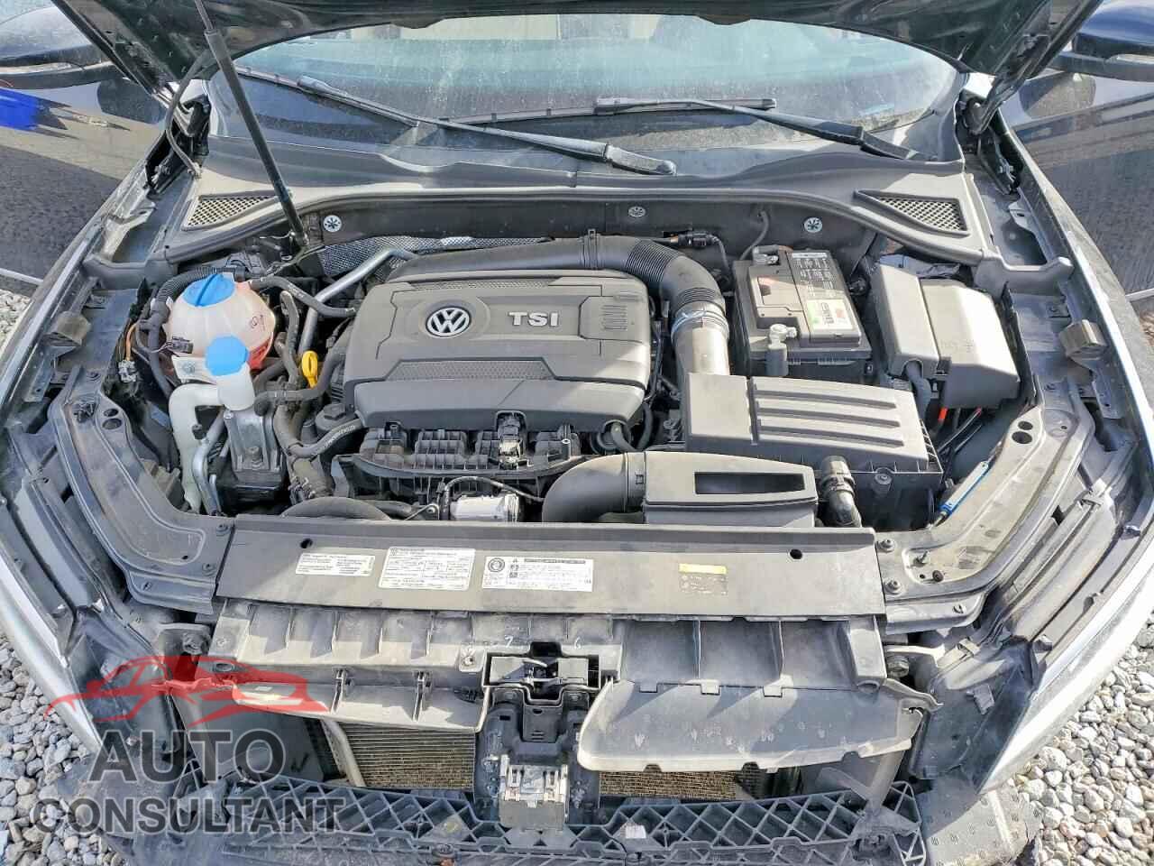 VOLKSWAGEN PASSAT 2017 - 1VWGT7A34HC005359
