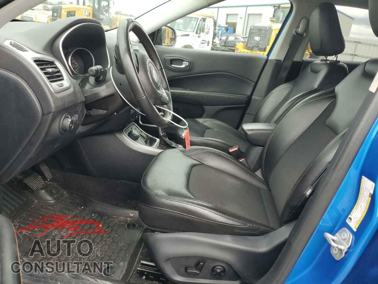 JEEP COMPASS 2018 - 3C4NJDBBXJT283861