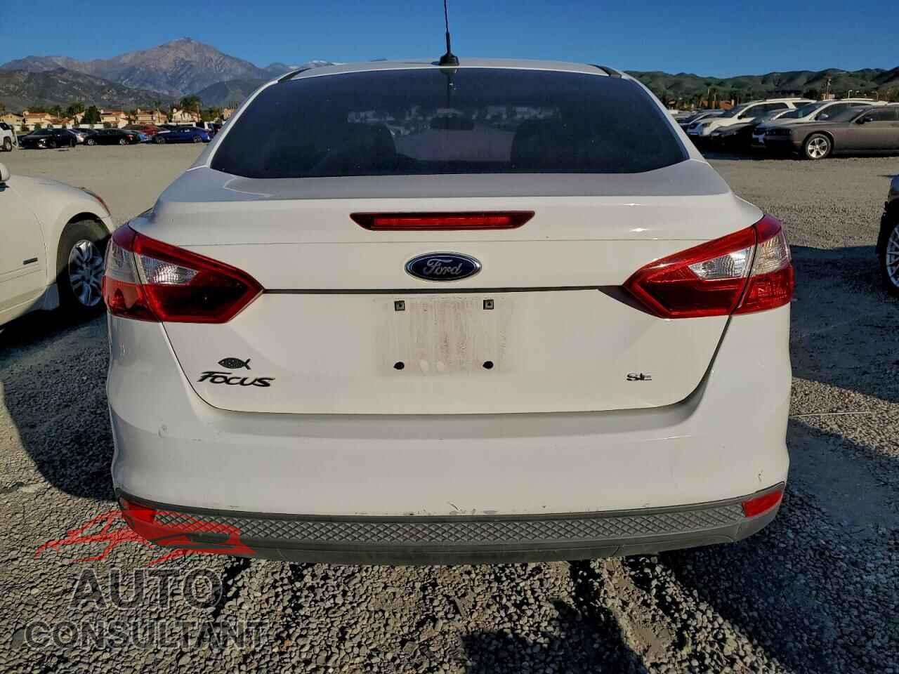 FORD FOCUS 2014 - 1FADP3F27EL230976