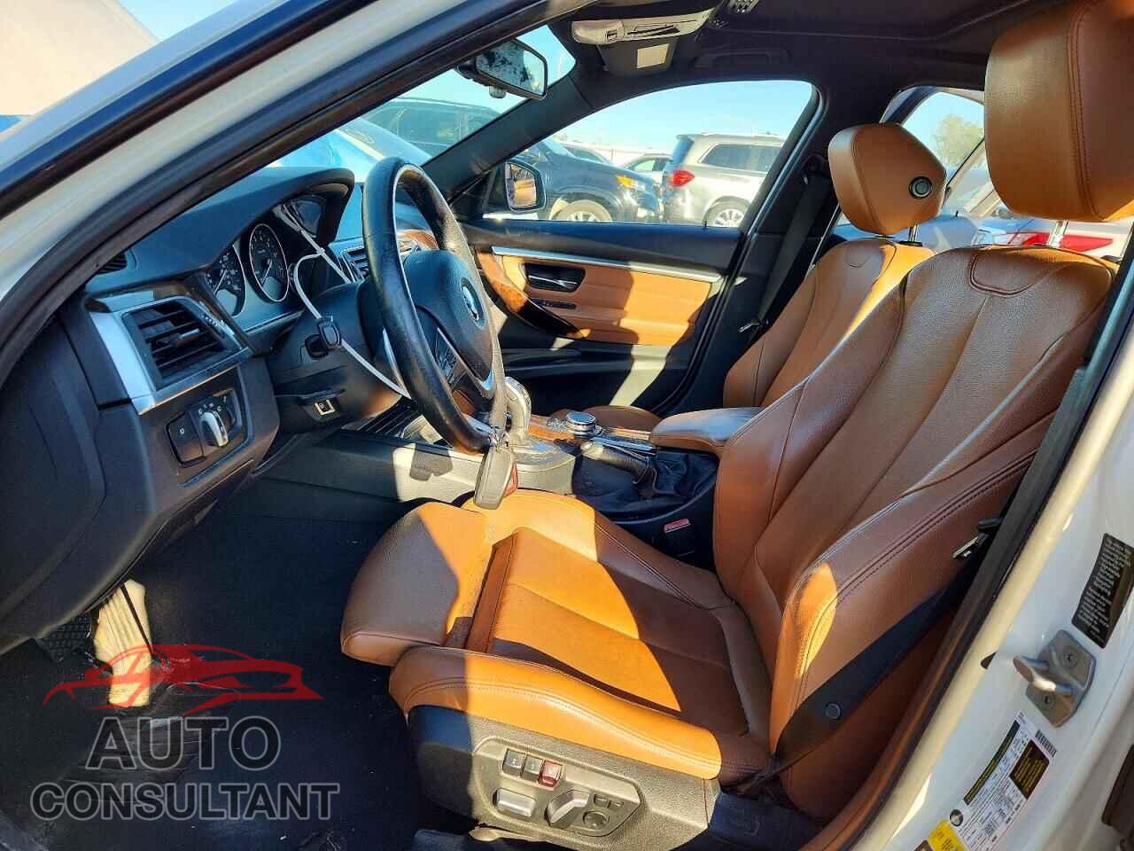 BMW 3 SERIES 2016 - WBA8E3G56GNT77997