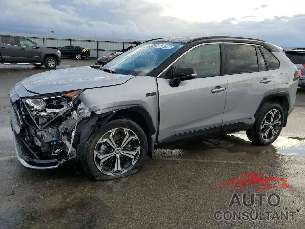 TOYOTA RAV4 2021 - JTMFB3FV5MD066020