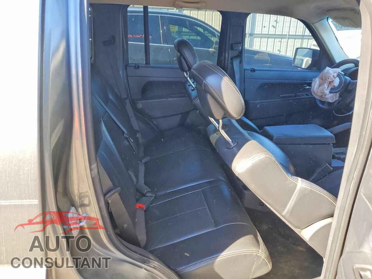 JEEP LIBERTY 2012 - 1C4PJLAKXCW166315