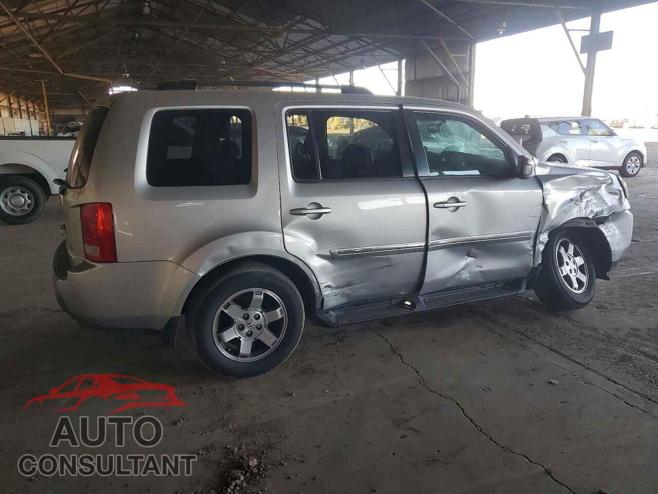 HONDA PILOT 2011 - 5FNYF3H97BB047858