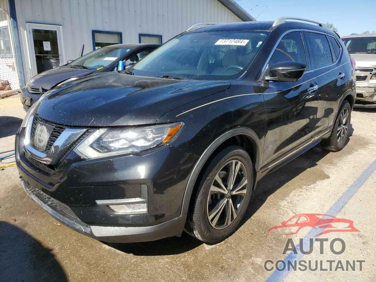 NISSAN ROGUE 2017 - 5N1AT2MT3HC815004