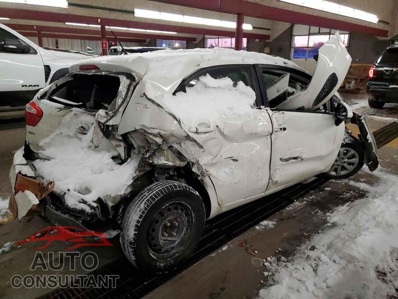 KIA RIO 2012 - KNADN5A3XC6081337