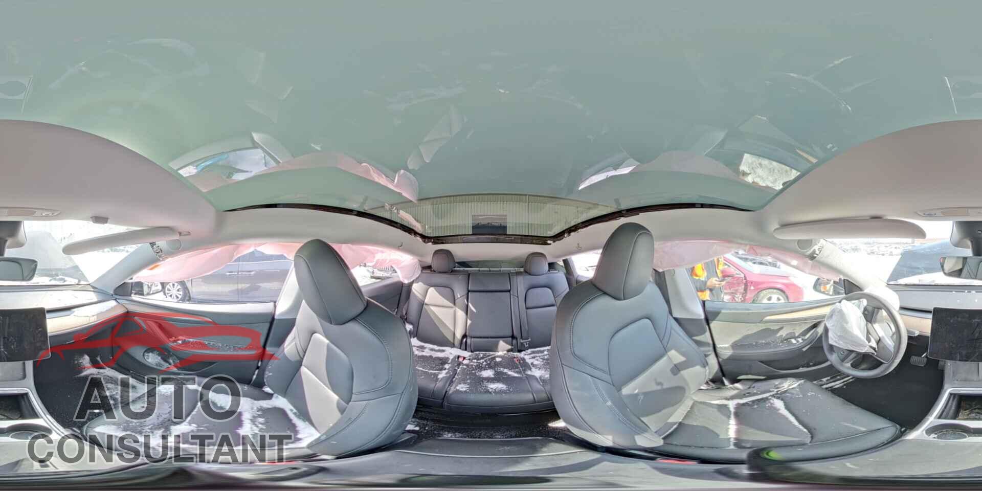 TESLA MODEL Y 2024 - 7SAYGAEE4RF120670