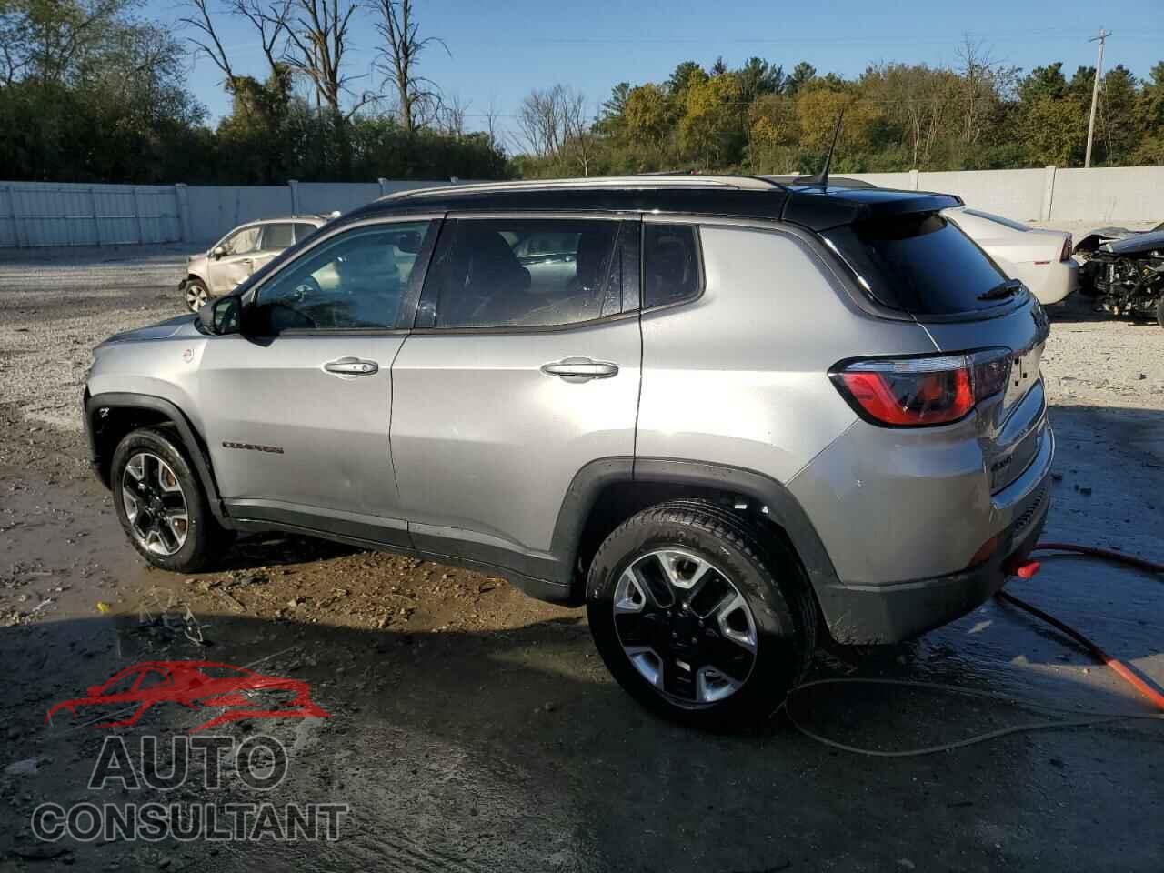 JEEP COMPASS 2018 - 3C4NJDDB4JT210384