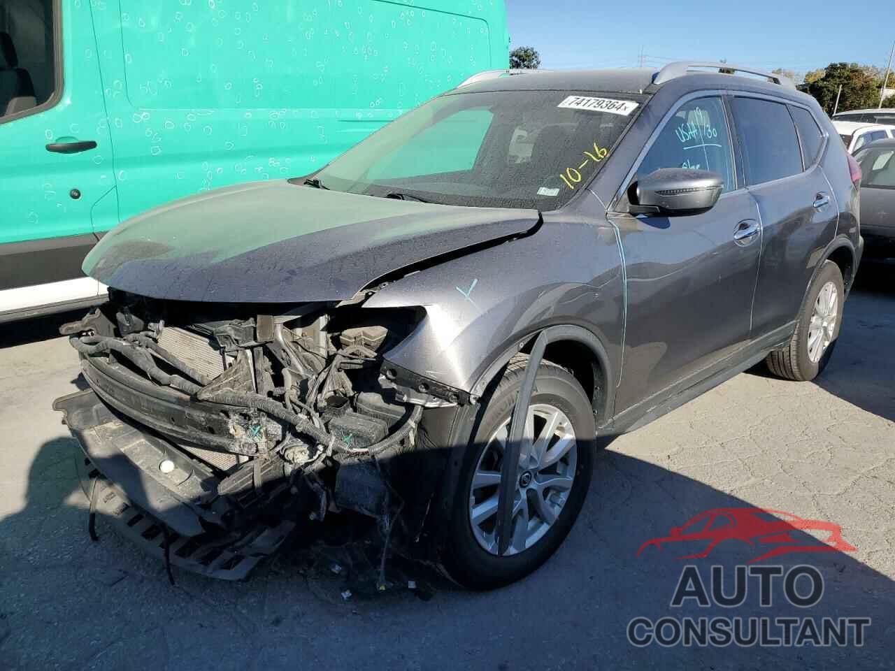 NISSAN ROGUE 2017 - KNMAT2MT0HP520939