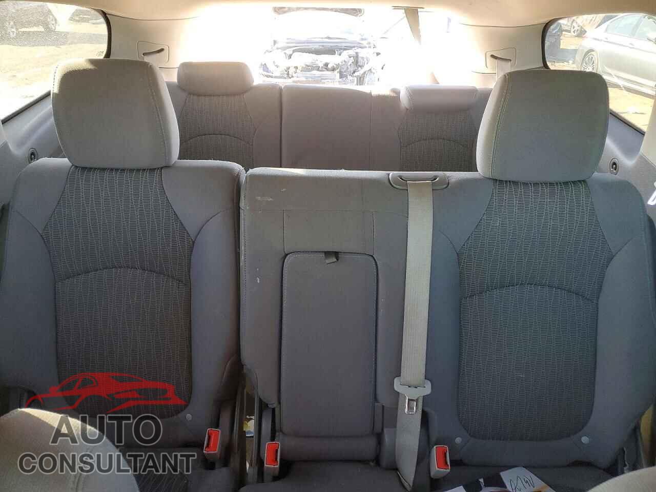 CHEVROLET TRAVERSE 2014 - 1GNKRFED4EJ135262