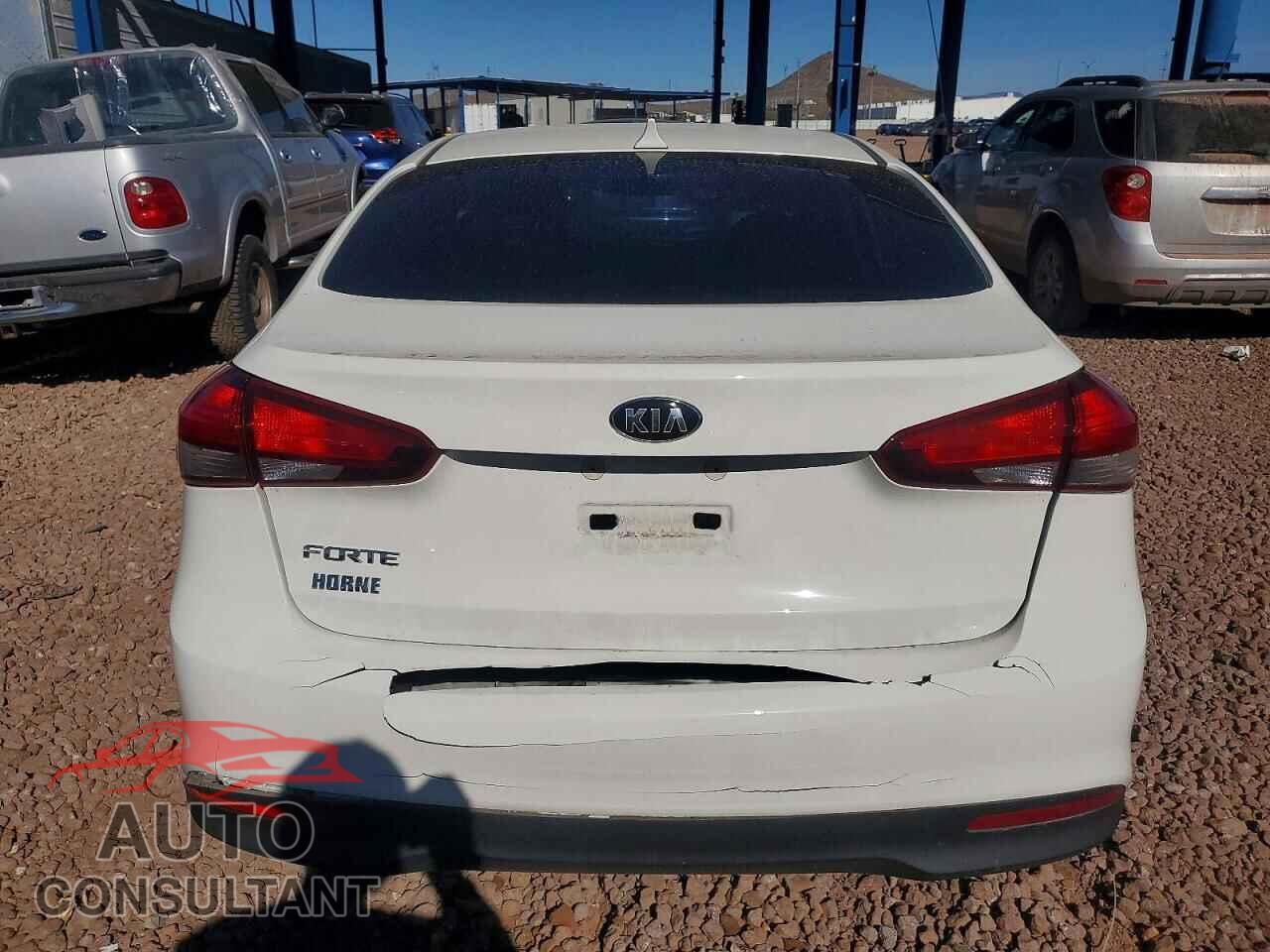 KIA FORTE 2017 - 3KPFK4A7XHE046509