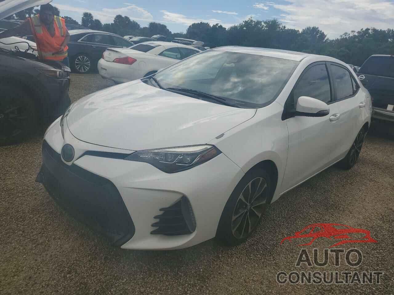 TOYOTA COROLLA 2018 - 5YFBURHEXJP755195