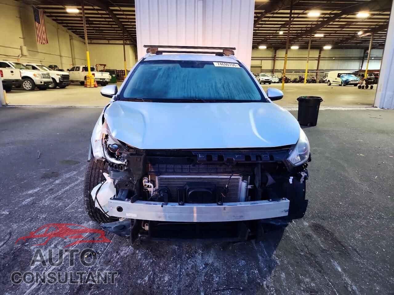 KIA NIRO 2018 - KNDCB3LCXJ5116907