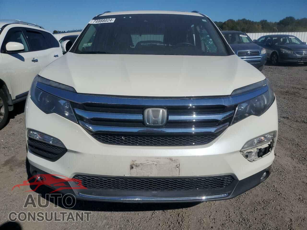 HONDA PILOT 2017 - 5FNYF6H93HB037144
