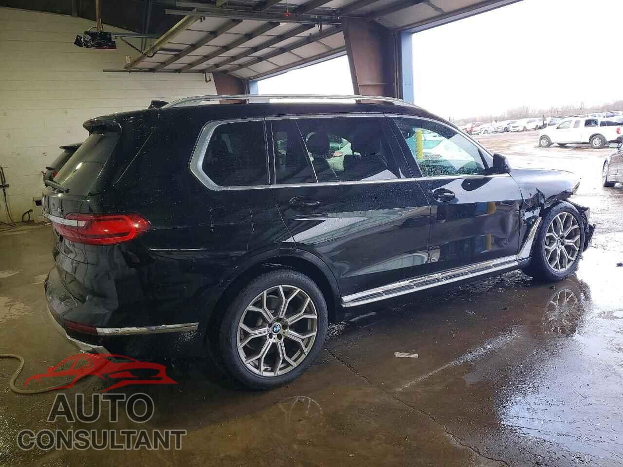 BMW X7 2020 - 5UXCW2C05L9B00485