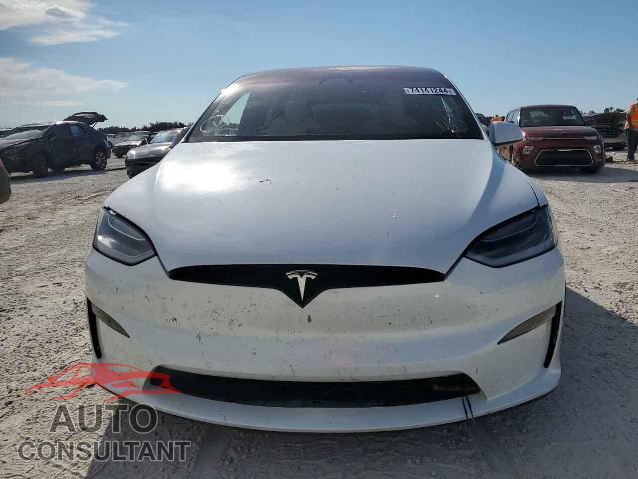 TESLA MODEL X 2023 - 7SAXCBE56PF377095
