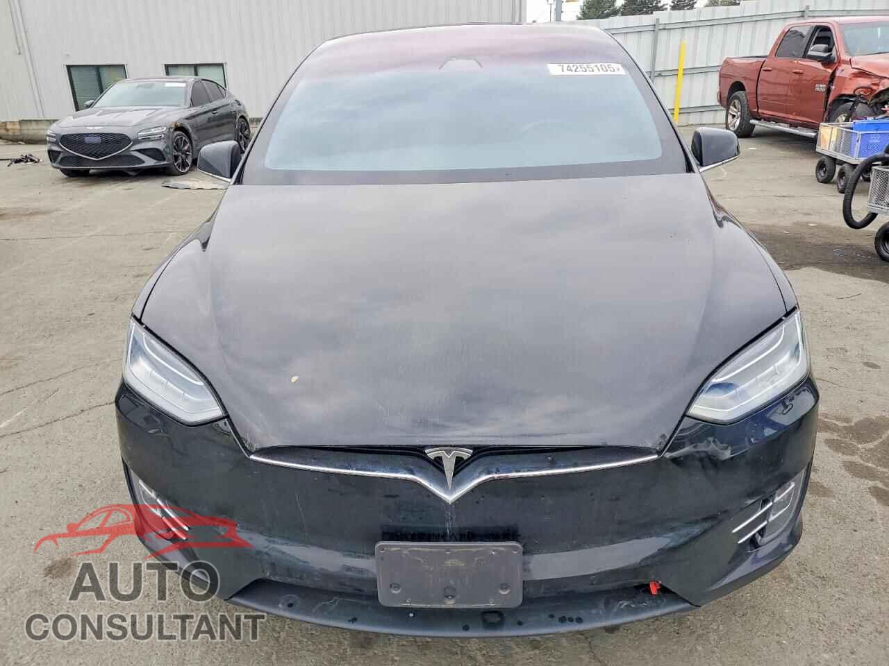 TESLA MODEL X 2019 - 5YJXCAE20KF182860