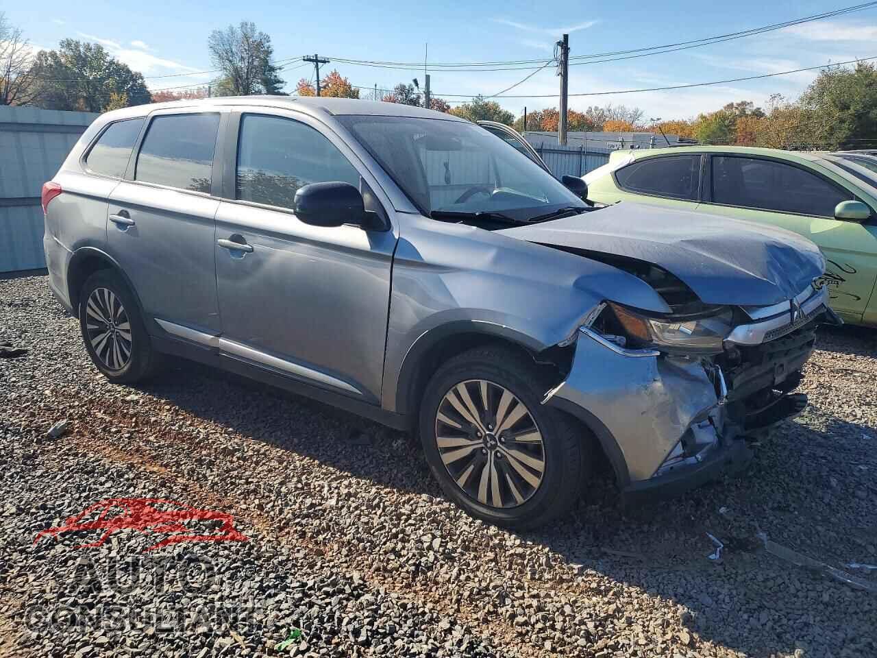 MITSUBISHI OUTLANDER 2019 - JA4AD2A3XKZ047218