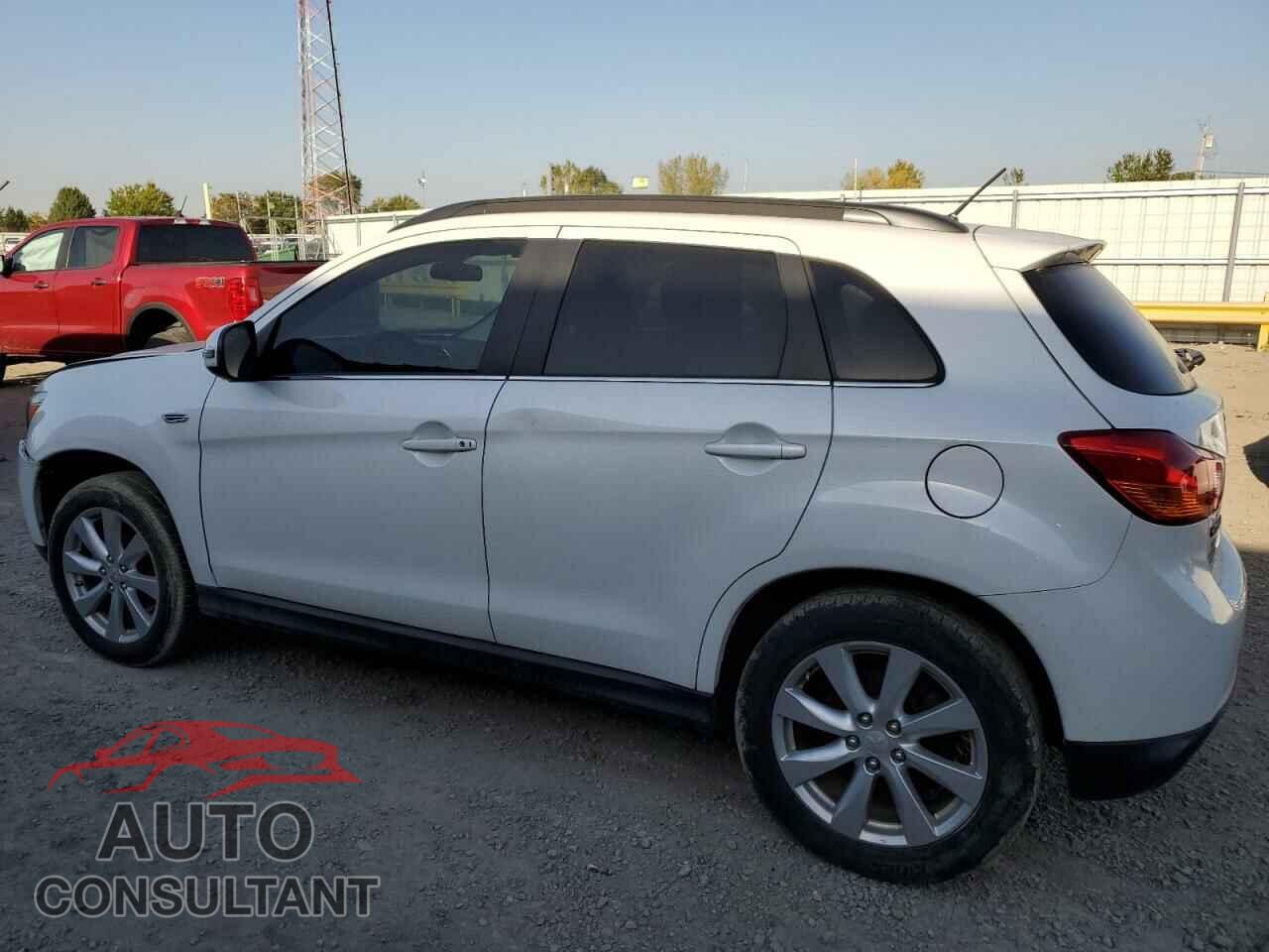 MITSUBISHI OUTLANDER 2015 - 4A4AR4AW4FE060744