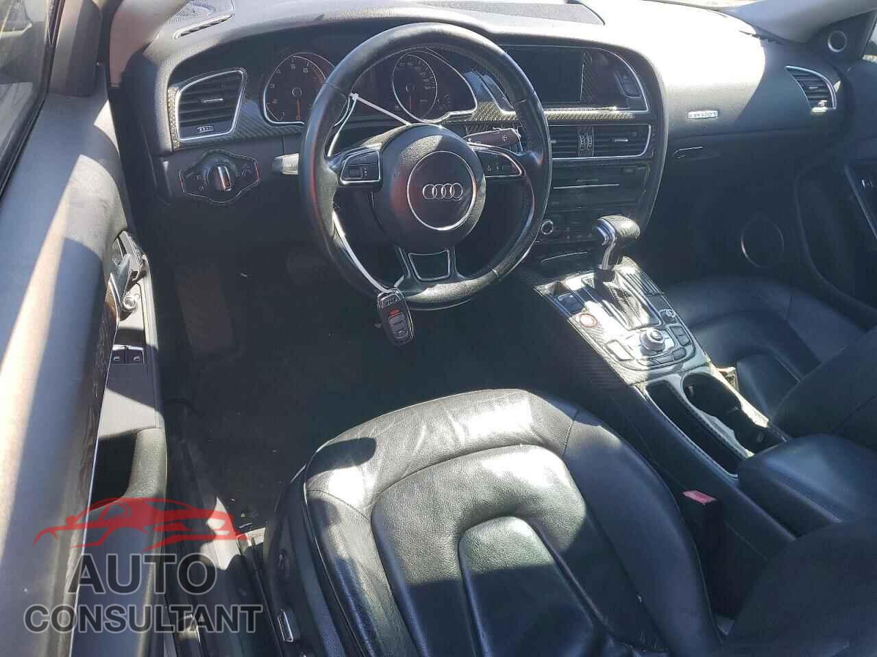 AUDI A5 2013 - WAULFAFR1DA073608