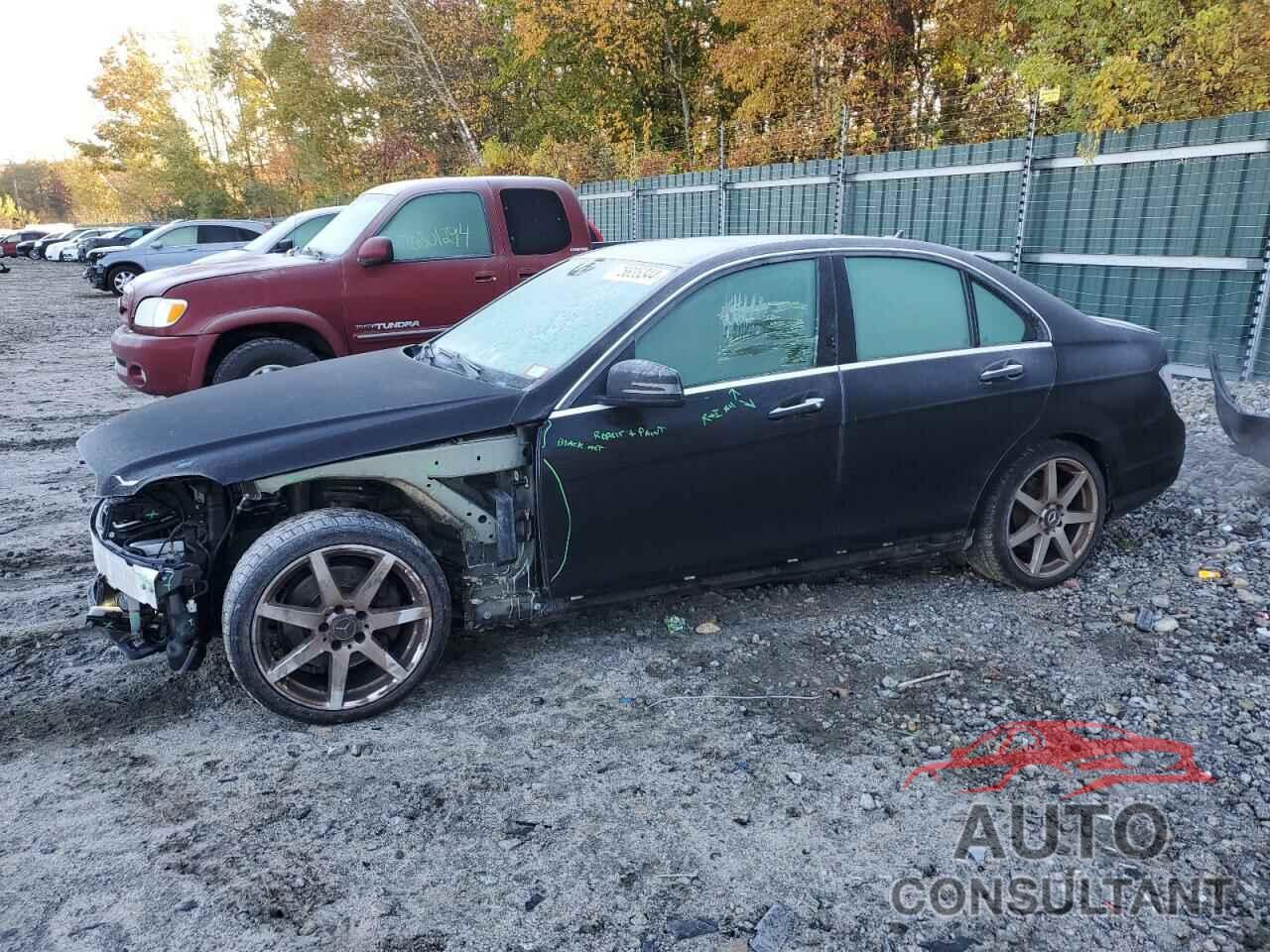 MERCEDES-BENZ C-CLASS 2013 - WDDGF8AB8DG108087