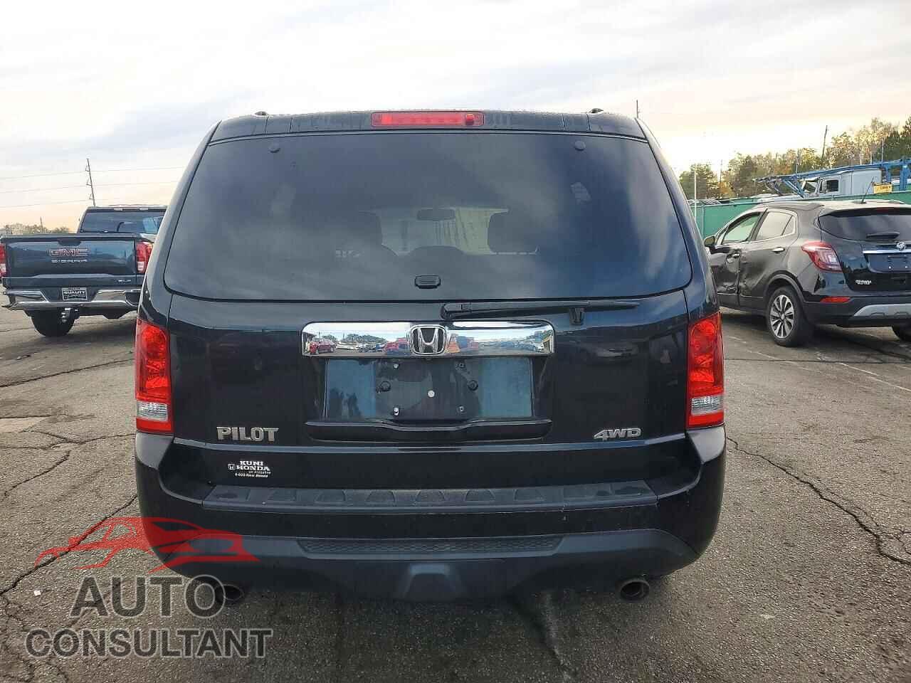 HONDA PILOT 2013 - 5FNYF4H77DB071875