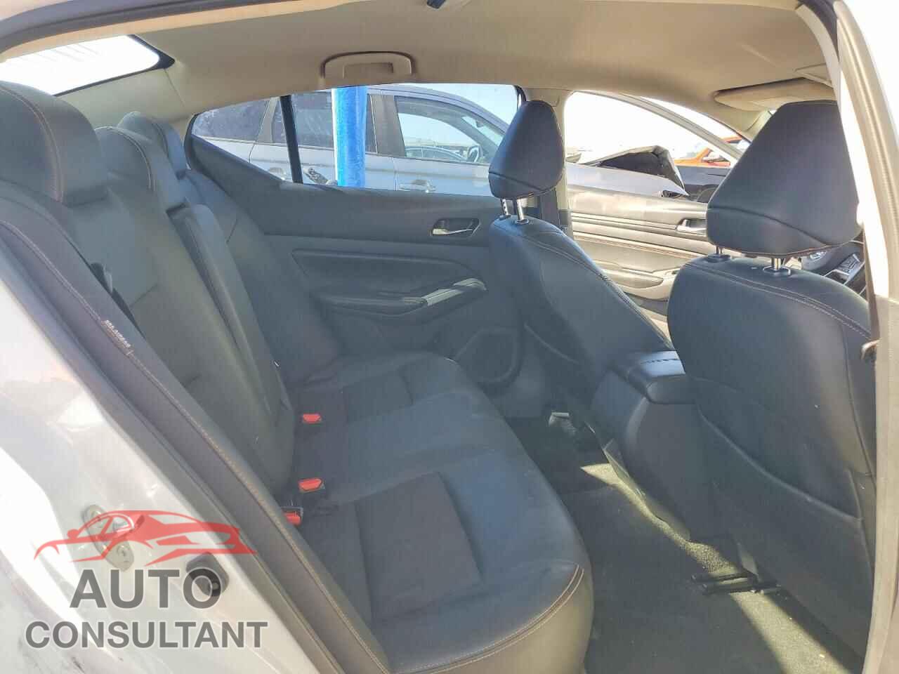 NISSAN ALTIMA 2019 - 1N4BL4CV8KC194735