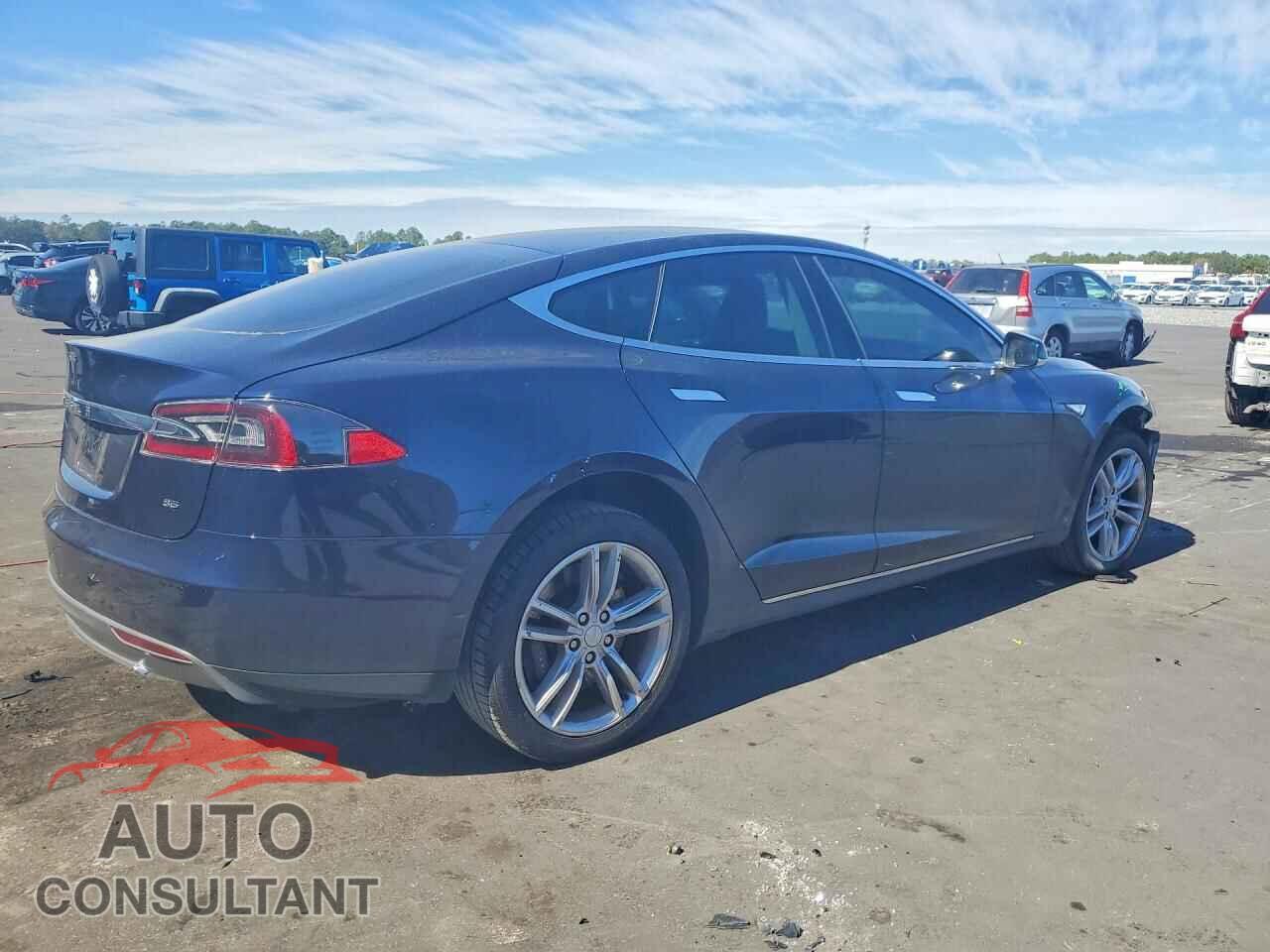 TESLA MODEL S 2013 - 5YJSA1CN0DFP12860