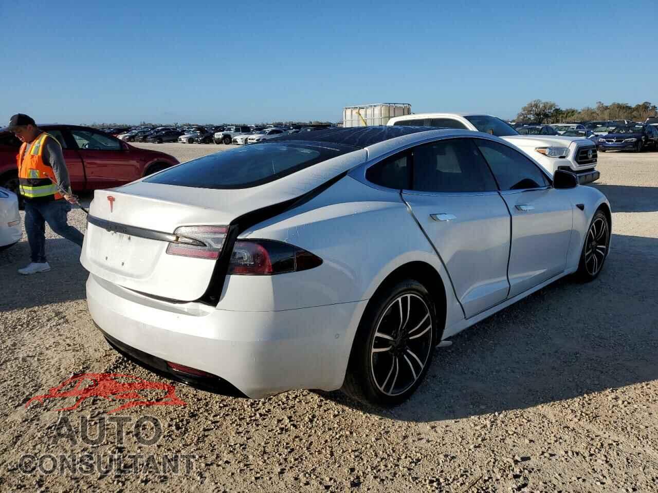 TESLA MODEL S 2020 - 5YJSA1E2XLF401275
