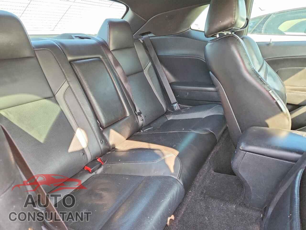 DODGE CHALLENGER 2018 - 2C3CDZAGXJH183202