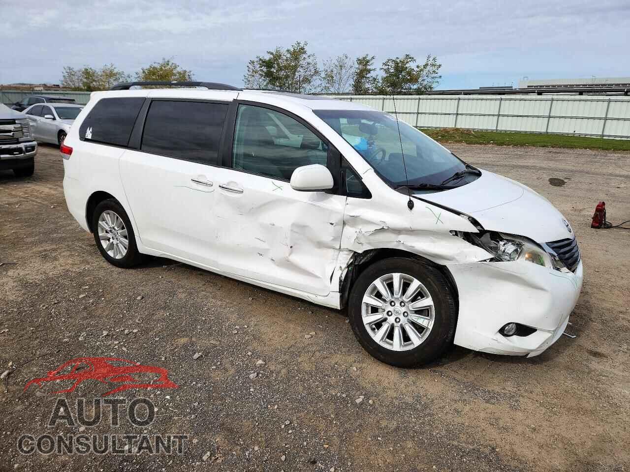 TOYOTA SIENNA 2014 - 5TDDK3DC1ES086277