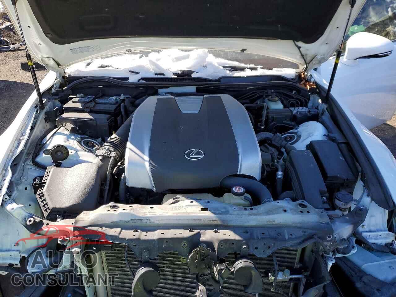 LEXUS IS 2018 - JTHC81D29J5033735