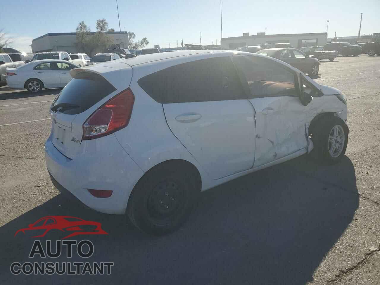 FORD FIESTA 2018 - 3FADP4EJ4JM106915